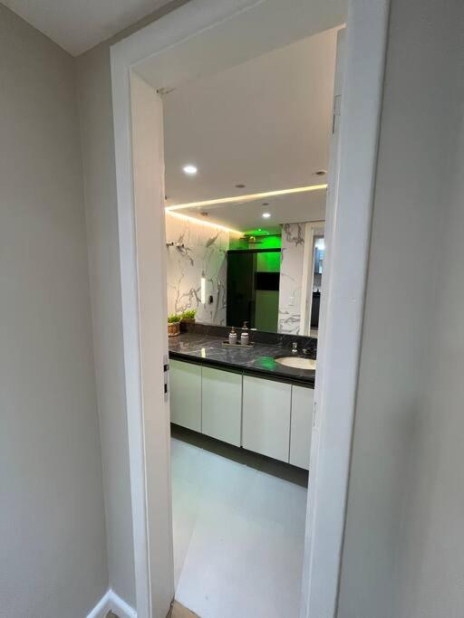 Lindo Apartamento Para Familia Ondina Apart Hotel Сальвадор Экстерьер фото